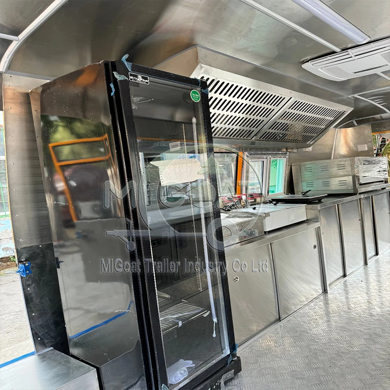 รถขายอาหารเคลื่อนที่เชิงพาณิชย - Food Truck With Snacks บทวิจารณ์และราคา